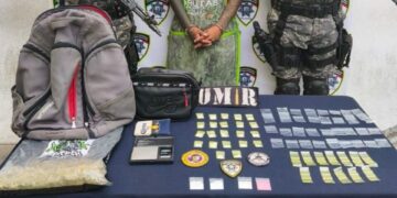 Detienen a presunto narcomenudista en Abastos
