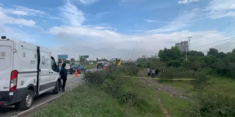 Trágico accidente en la Carretera 57: Motociclista muere al chocar contra barra de contención
