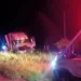 Accidente frontal entre tráiler y vehículo compacto en la carretera 80, en Villa de Arriaga