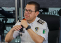 Comisario Juan Antonio Villa es embestido por taxi en glorieta del Real Inn