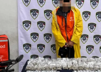 Detienen a presunto narcomenudista que operaba como repartidor en la zona norte de la capital