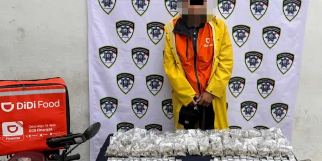 Detienen a presunto narcomenudista que operaba como repartidor en la zona norte de la capital