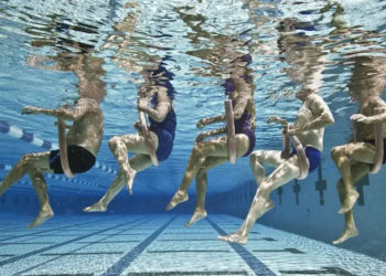 Cuán higiénicas son realmente las piscinas públicas (y lo que quizás no sabías sobre el olor a cloro)