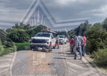 Motociclista resulta lesionado tras choque frontal con camioneta de la CFE en Mexquitic