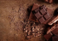 Chocolate Bienestar vs. chocolate comercial, ambos con tres sellos