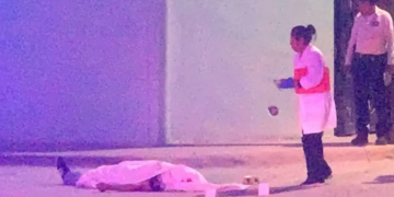 Hombre es asesinado a balazos en la colonia Las Flores