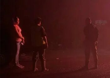 Tragedia en la carretera Valles-Rioverde: Familia de Cárdenas sufre fatal accidente al caer su camioneta a un barranco