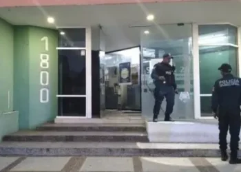 Intentan robo en cajero de oficinas del SNTE