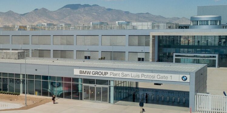 VIDEO | Paro técnico en BMW SLP es por ampliación de planta; afectará a la mitad del personal durante dos semanas