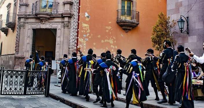Invitan al Festival Internacional de Tunas y Estudiantinas en SLP