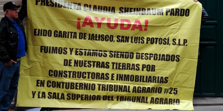VIDEO | Ejidatarios protestan por despojo de tierras en la Garita de Jalisco