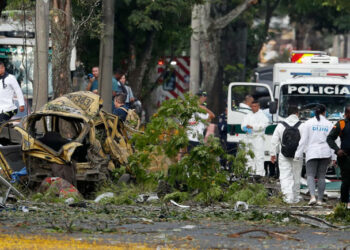 VIDEO| 8 muertos tras explosiones en inmediaciones de base aérea militar de Cali, Colombia