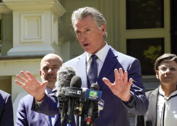 Newsom anunció que California cambiará los distritos del Congreso para frenar a Trump