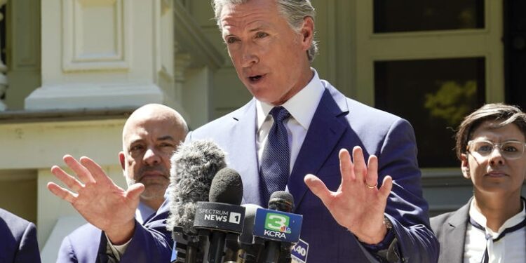 Newsom anunció que California cambiará los distritos del Congreso para frenar a Trump