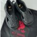 Las sandalias “Oaxaca Slip On” de Adidas y Willy Chavarría son señaladas por apropiación cultural en México