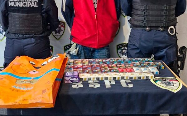 Guardia municipal detiene a tres por robo a comercio en distintos operativos
