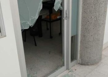 Trabajadores de la UASLP denuncian suspensión de préstamos y temen que “jineteen” los recursos