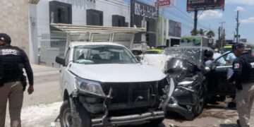 Fuerte accidente en Chapultepec con dirección a bulevar Rocha Cordero