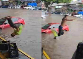 VIDEO | Arman competencia de clavados ante inundación en Mercado de Abastos de Guadalajara