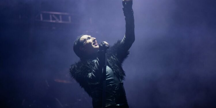 Más de 200 mil personas asistieron al concierto de Marilyn Manson en la Fenapo 2025
