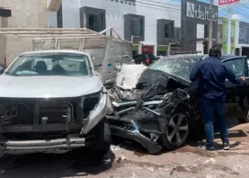 Fuerte choque en la avenida Chapultepec deja un herido