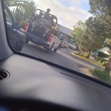 FGR detiene a una persona y asegura un arma de fuego durante cateo