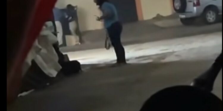 VIDEO | Difunden video de agresión familiar en Oaxaca tras fallecimiento de menor
