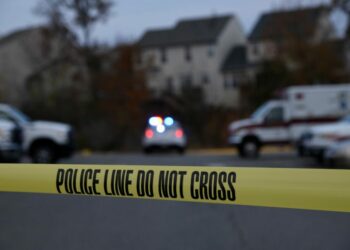 Un niño de 14 años mata a sus padres en Florida y llama a la policía para entregarse