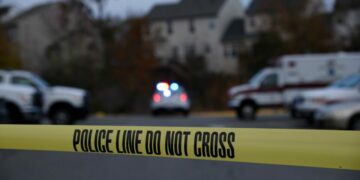 Un niño de 14 años mata a sus padres en Florida y llama a la policía para entregarse