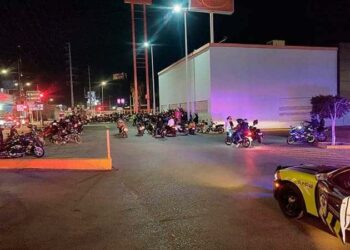 Prolongación Juárez y plazas comerciales, vialidades donde más se realizan “arrancones”