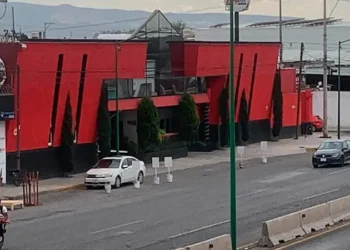 Regidora Trans de Villa de Pozos arma escándalo en motel