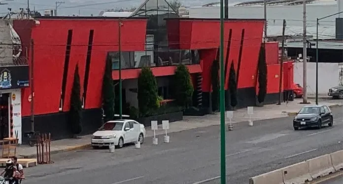 Regidora Trans de Villa de Pozos arma escándalo en motel