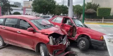 Un lesionado y fuertes daños en accidente vial