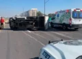 Una camioneta se vuelca en zona industrial