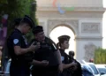 Adolescente de 14 años hiere a profesora y luego se autolesiona en colegio de Francia