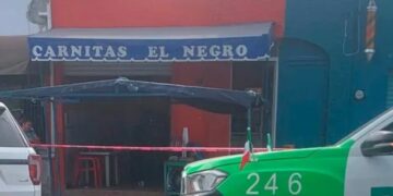 Fallece carnicero en negocio en Quintas; se desplomó en la banqueta y no pudieron reanimarlo