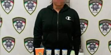 Sorprenden a mujer robando en una tienda