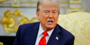 Trump convierte al Departamento de Defensa en Departamento de Guerra