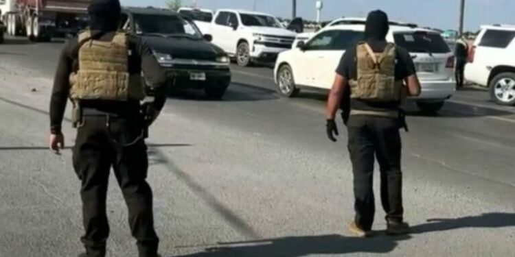 Muere menor y reportan dos heridos tras presunto ataque de elementos de la FGJ, habrían confundido el auto en Reynosa