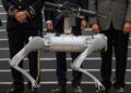 Perro robot armado llega a policía de Zacatecas