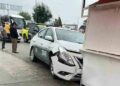 Camioneta causa accidente frente a Terminal Terrestre