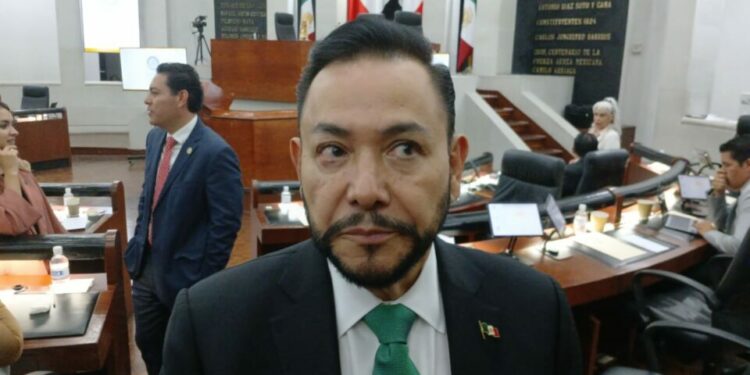 VIDEO| Legisladores exigen explicación por la ausencia de Sara Rocha