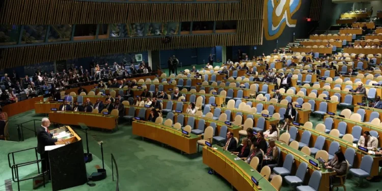 Representantes abandonan Asamblea de la ONU durante discurso de Netanyahu
