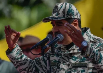 Maduro califica de “problema de carácter internacional” los avisos militares de EUA contra Venezuela