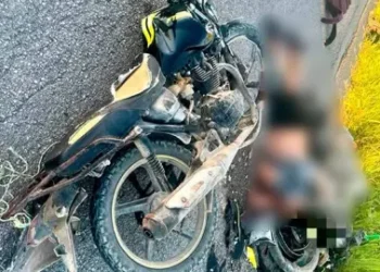 Dos jóvenes pierden la vida en accidente de moto en Ébano