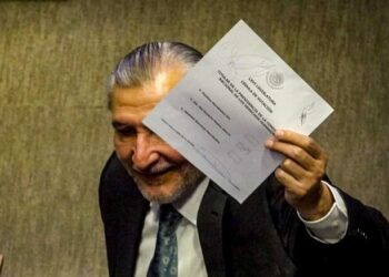 Adán Augusto López niega haber ocultado ingresos en declaraciones patrimoniales