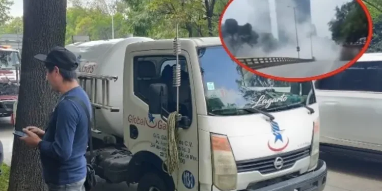 ¡Otra pipa! Fuga de gas en Circuito Interior, dirección La Raza, desata pánico