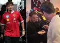 ¡Charles Leclerc da su autógrafo en una tortilla!