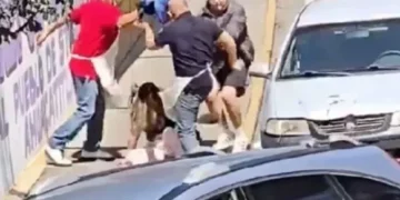 Indignación en Cuernavaca por agresión a mujer; joven interviene para defenderla de carniceros