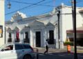 Con drones, explosivos y fusiles atacan presidencia municipal de Zinapécuaro, Michoacán